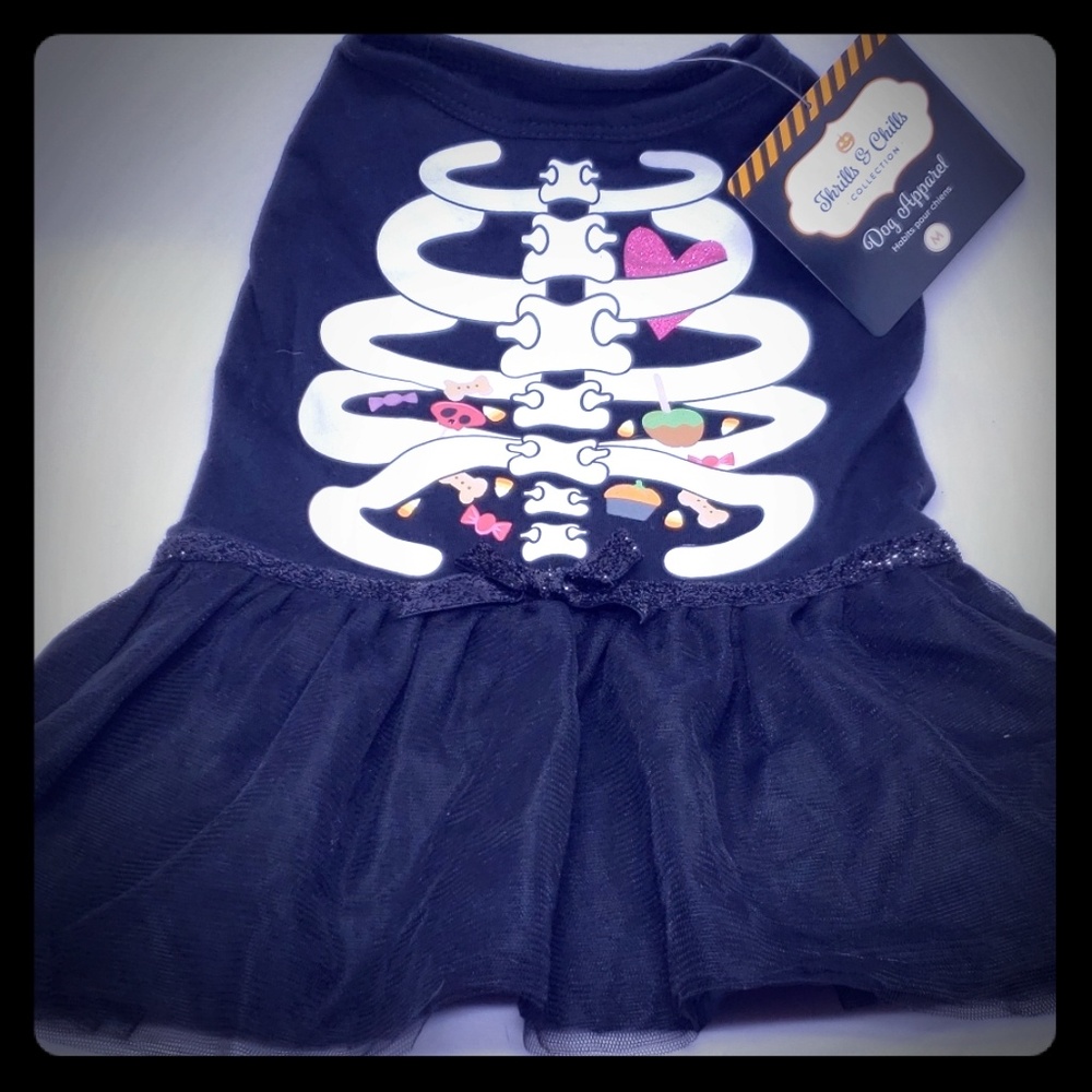 🆕️Thrills&Chills Skeleton Halloween Dog Dress Med